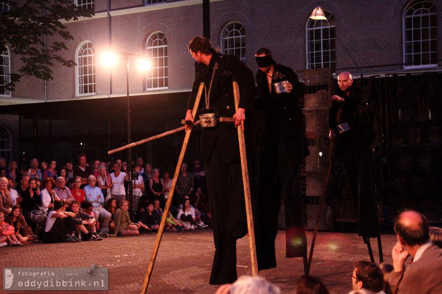 2014-07-12 Teatr Biuro Podrozy - Carmen Funebre (Deventer Op Stelten) 005